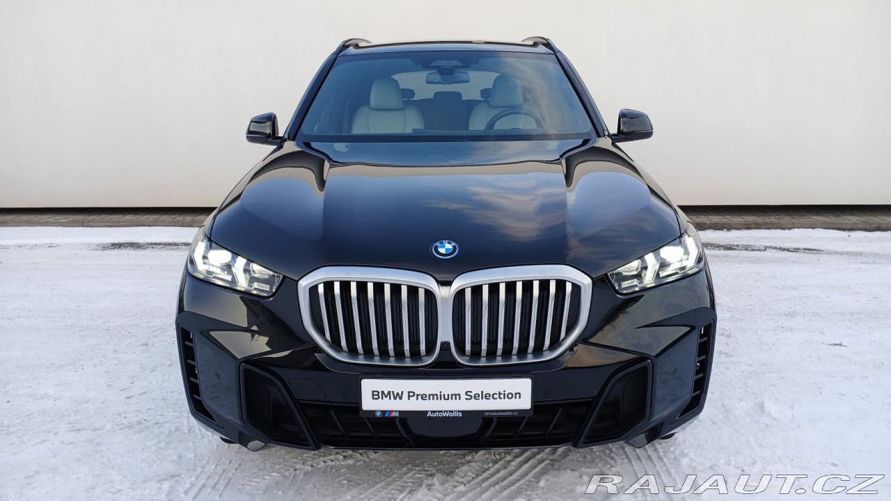 2025 BMW X5 - 7