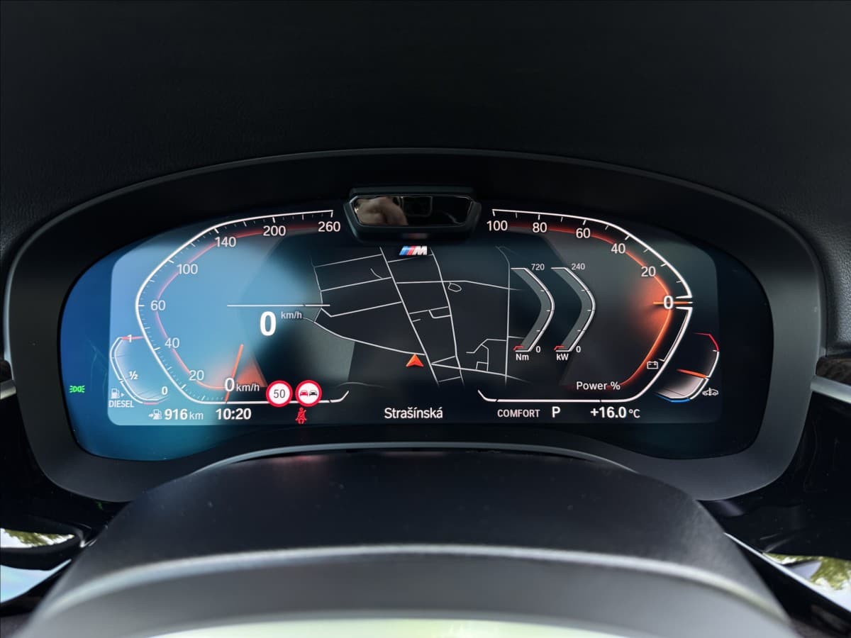 2022 BMW 5-Series - 20