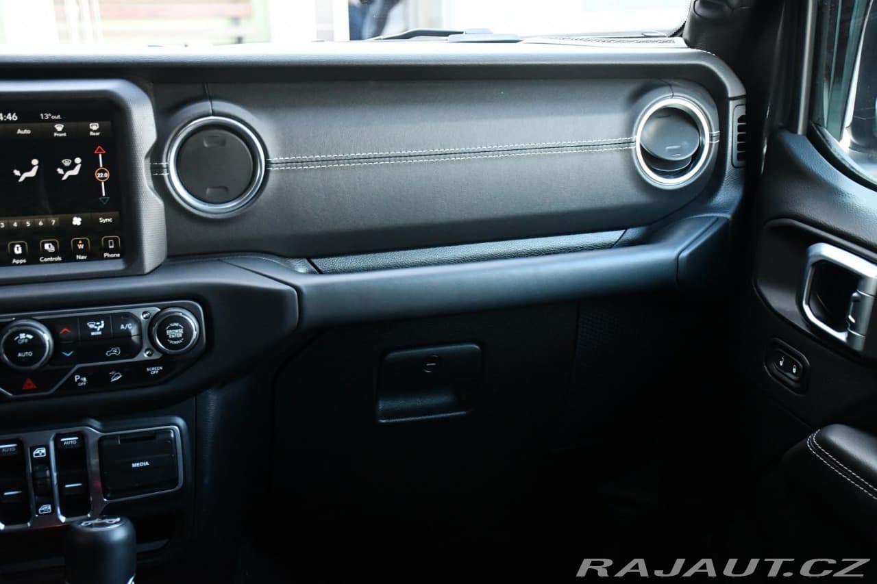 2019 Jeep Wrangler - 9