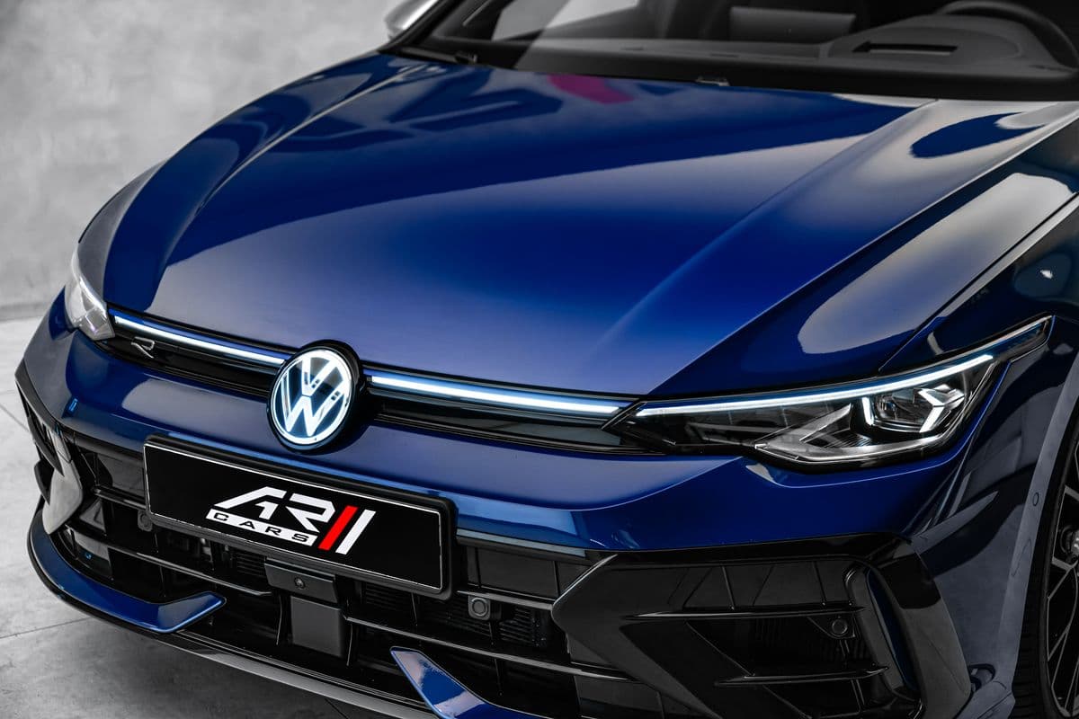 2024 Volkswagen Golf - 9