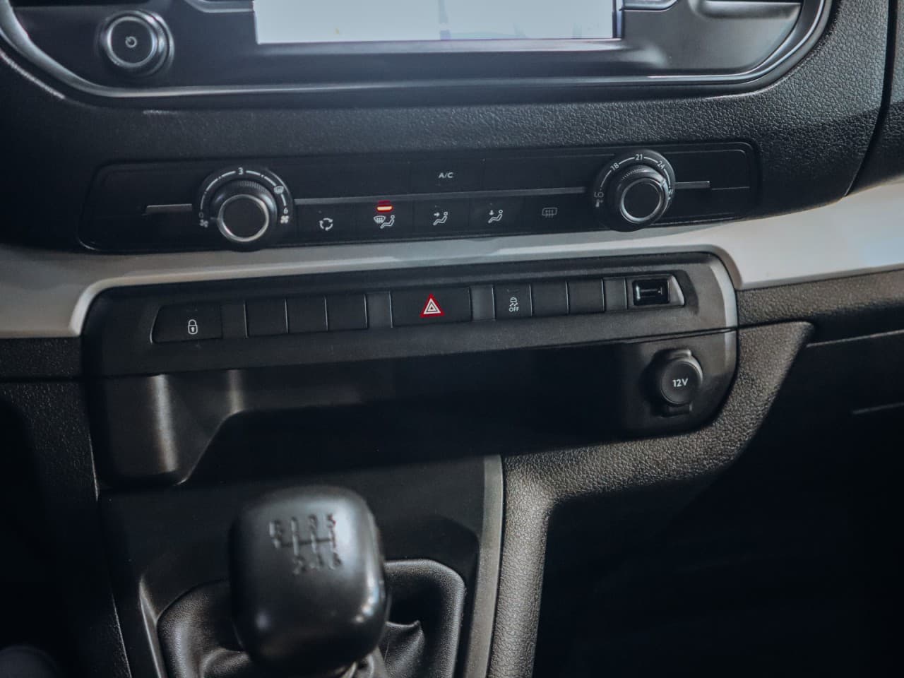 2017 Citroen Spacetourer - 18