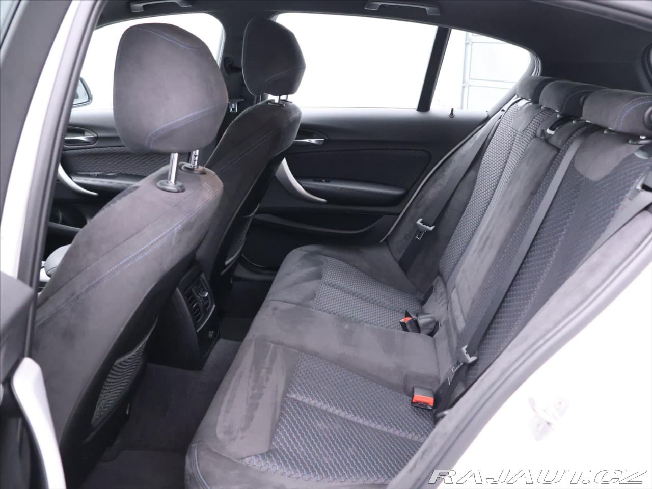 2015 BMW 1-Series - 13