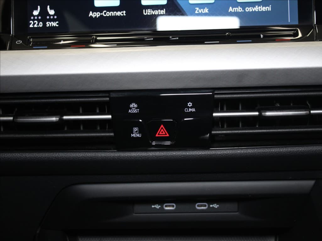 2023 Volkswagen Golf - 17