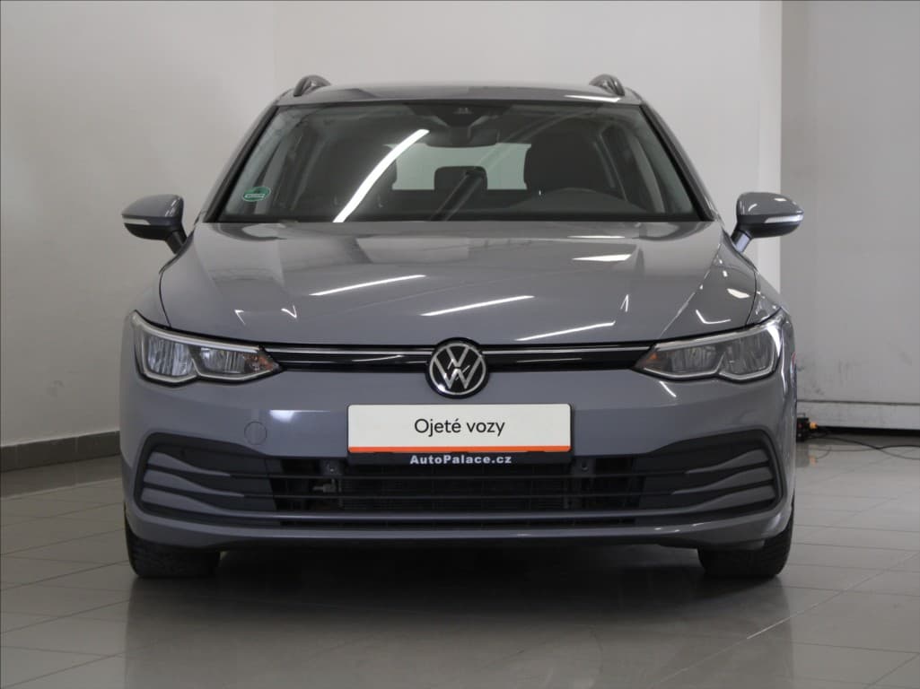 2023 Volkswagen Golf - 2