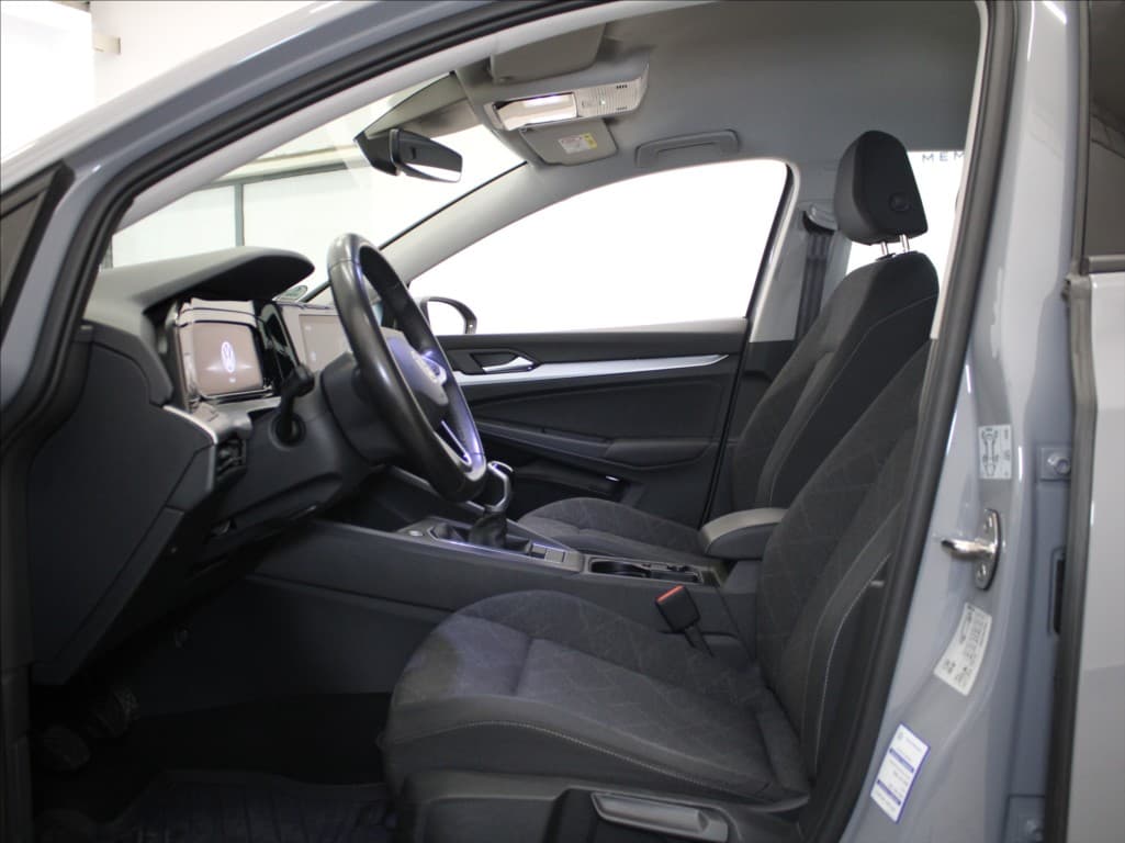 2023 Volkswagen Golf - 6