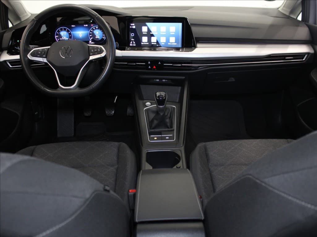 2023 Volkswagen Golf - 8