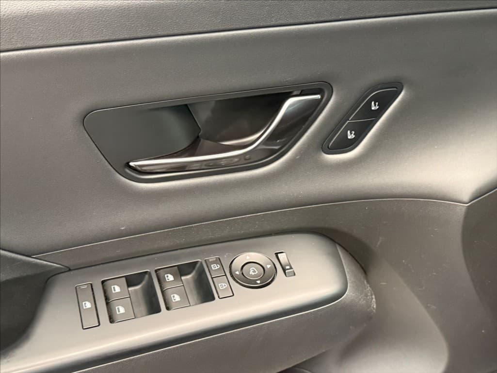 2024 Hyundai Kona - 13