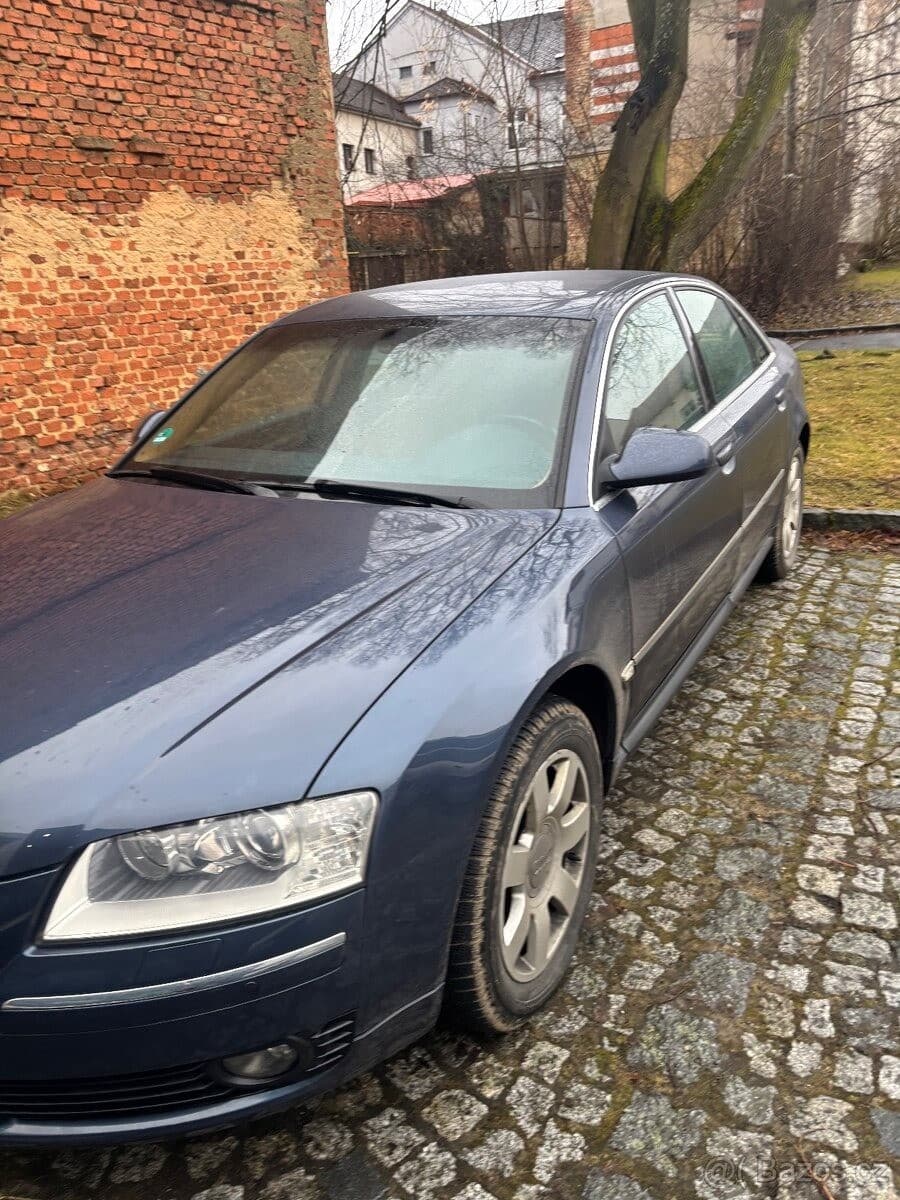 Audi A8 - 2
