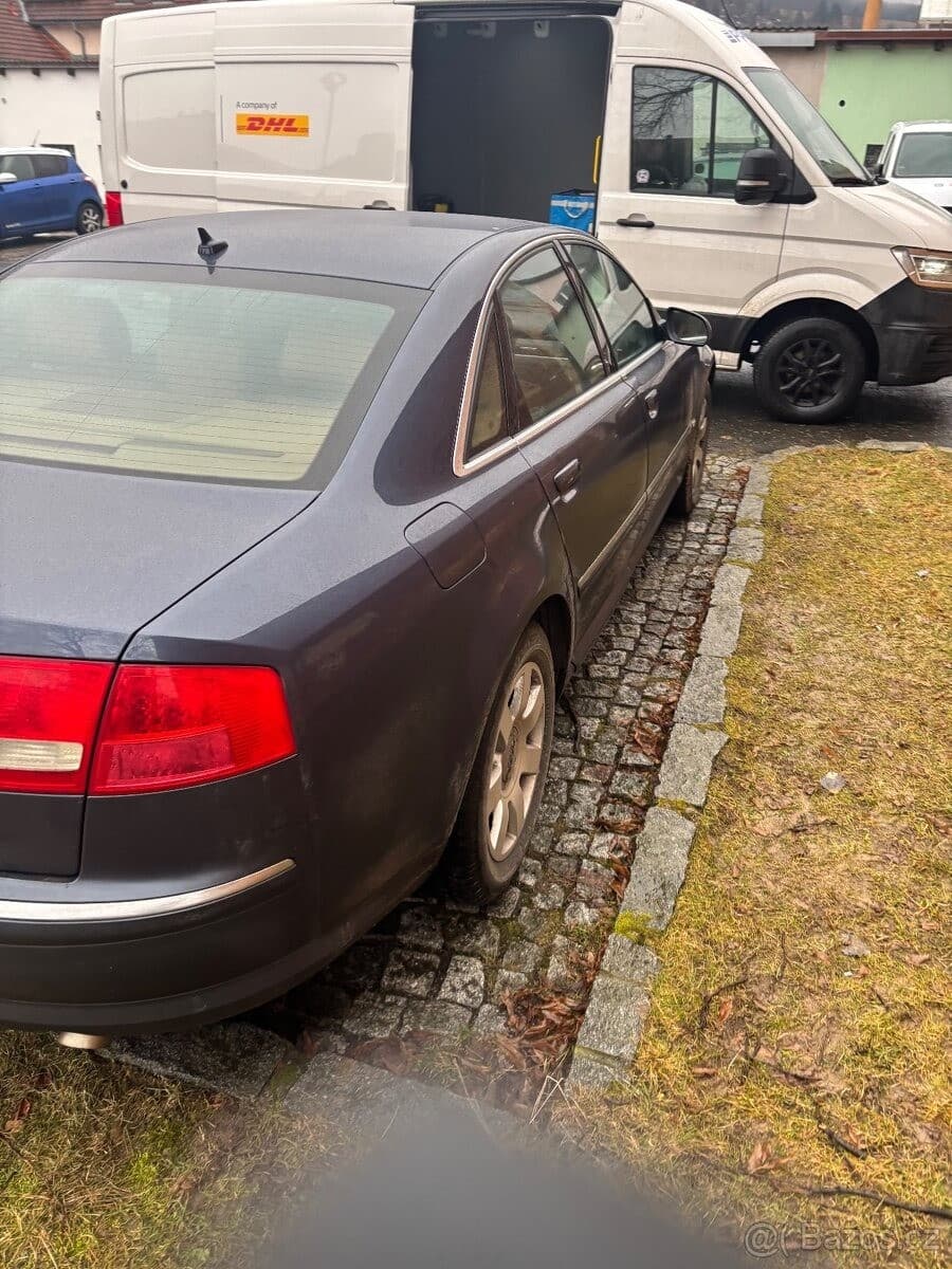 Audi A8 - 7