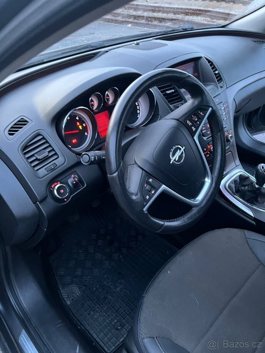 2009 Opel Insignia - 11