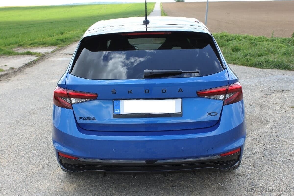 Škoda Fabia - 12