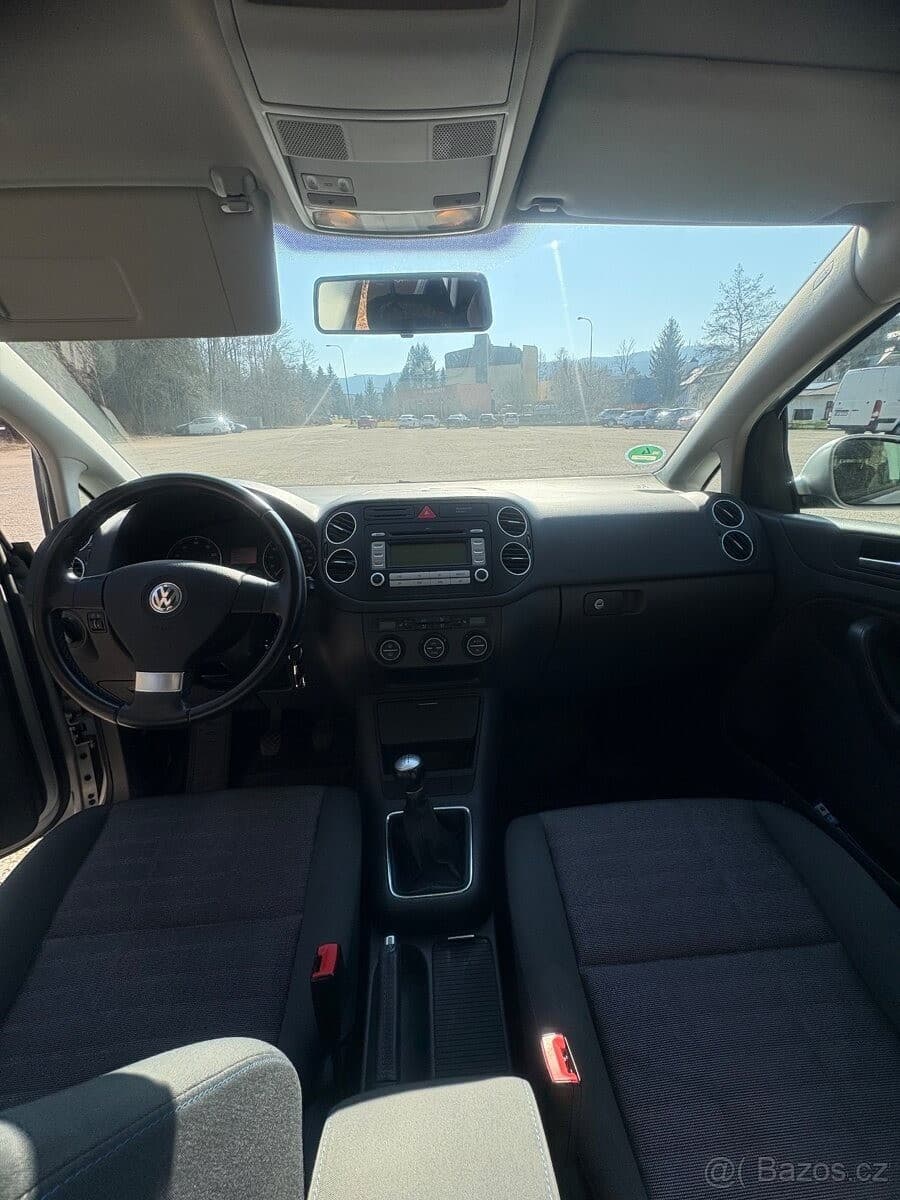 2007 Volkswagen Golf - 4