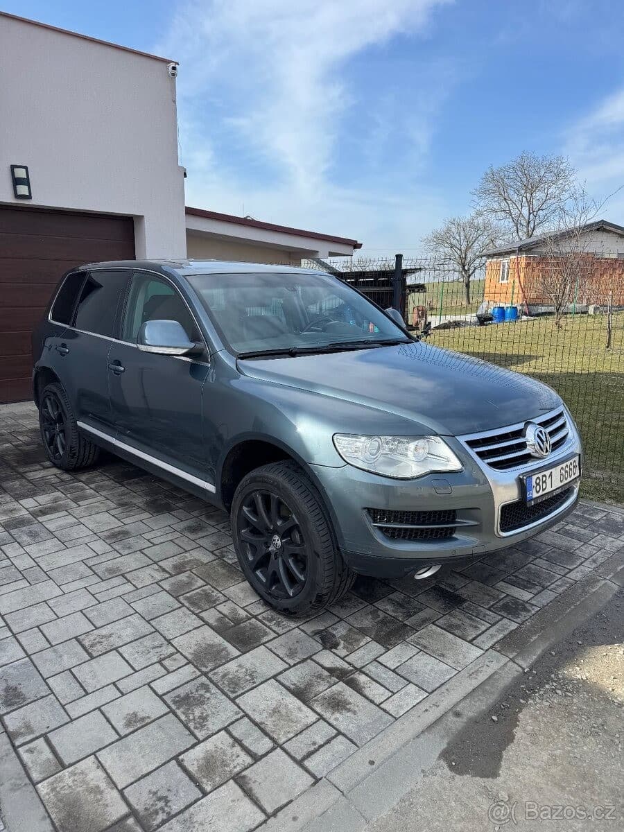 2008 Volkswagen Touareg - 3