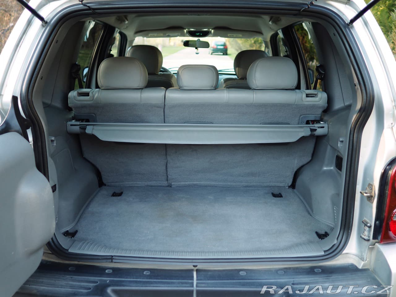 2006 Jeep Cherokee - 14