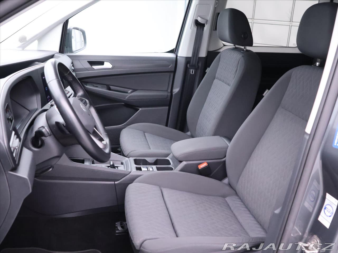 2021 Volkswagen Caddy - 11