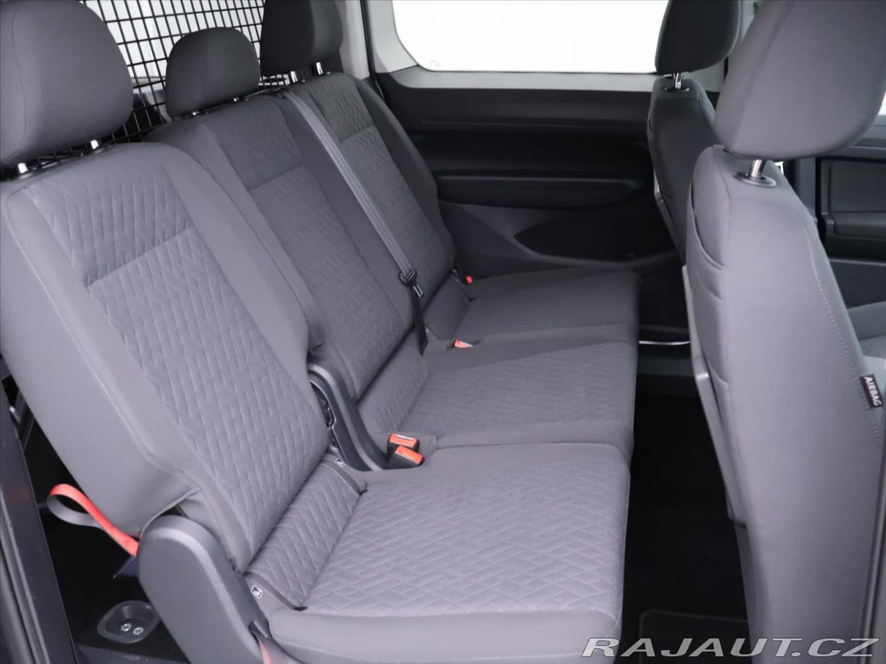 2021 Volkswagen Caddy - 13