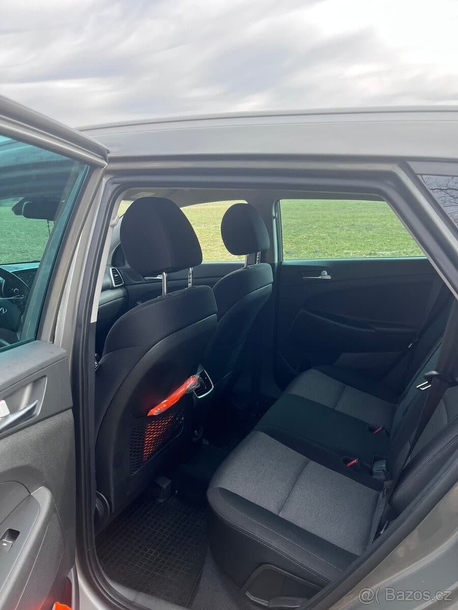 2019 Hyundai Tucson - 17