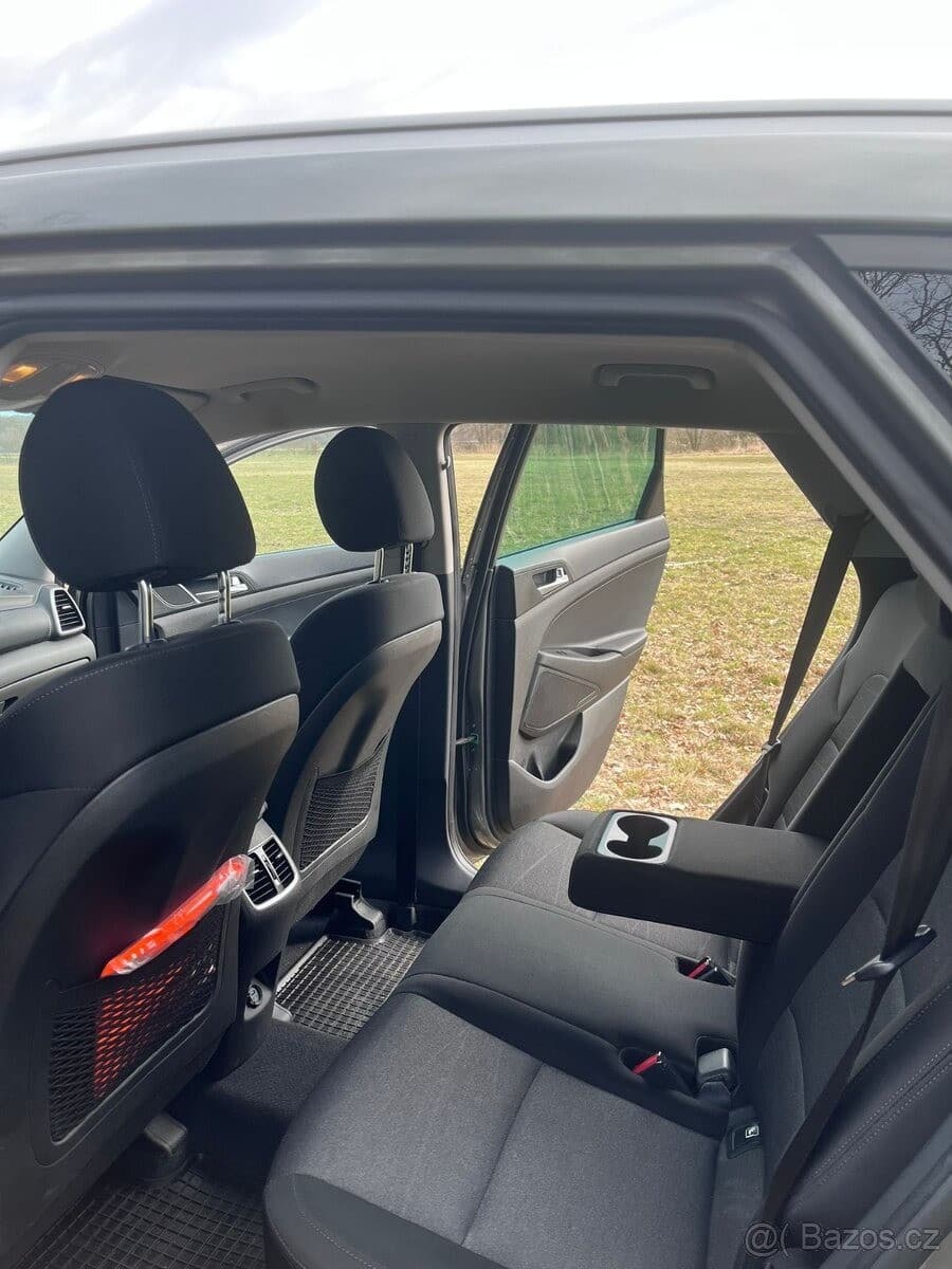 2019 Hyundai Tucson - 18