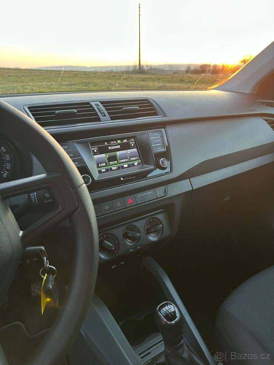 2016 Škoda Fabia - 13