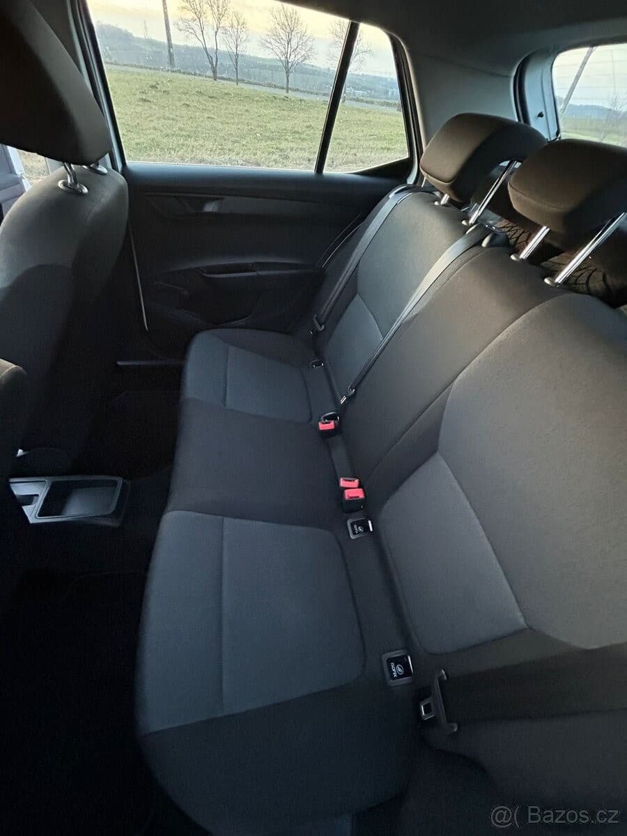 2016 Škoda Fabia - 16