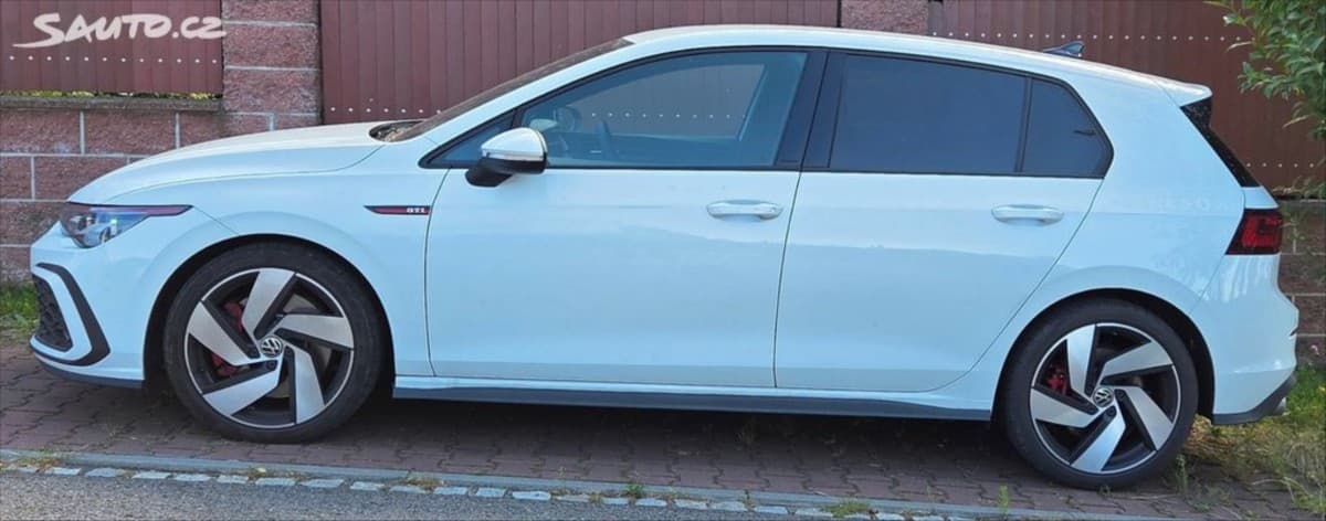 2022 Volkswagen Golf - 3