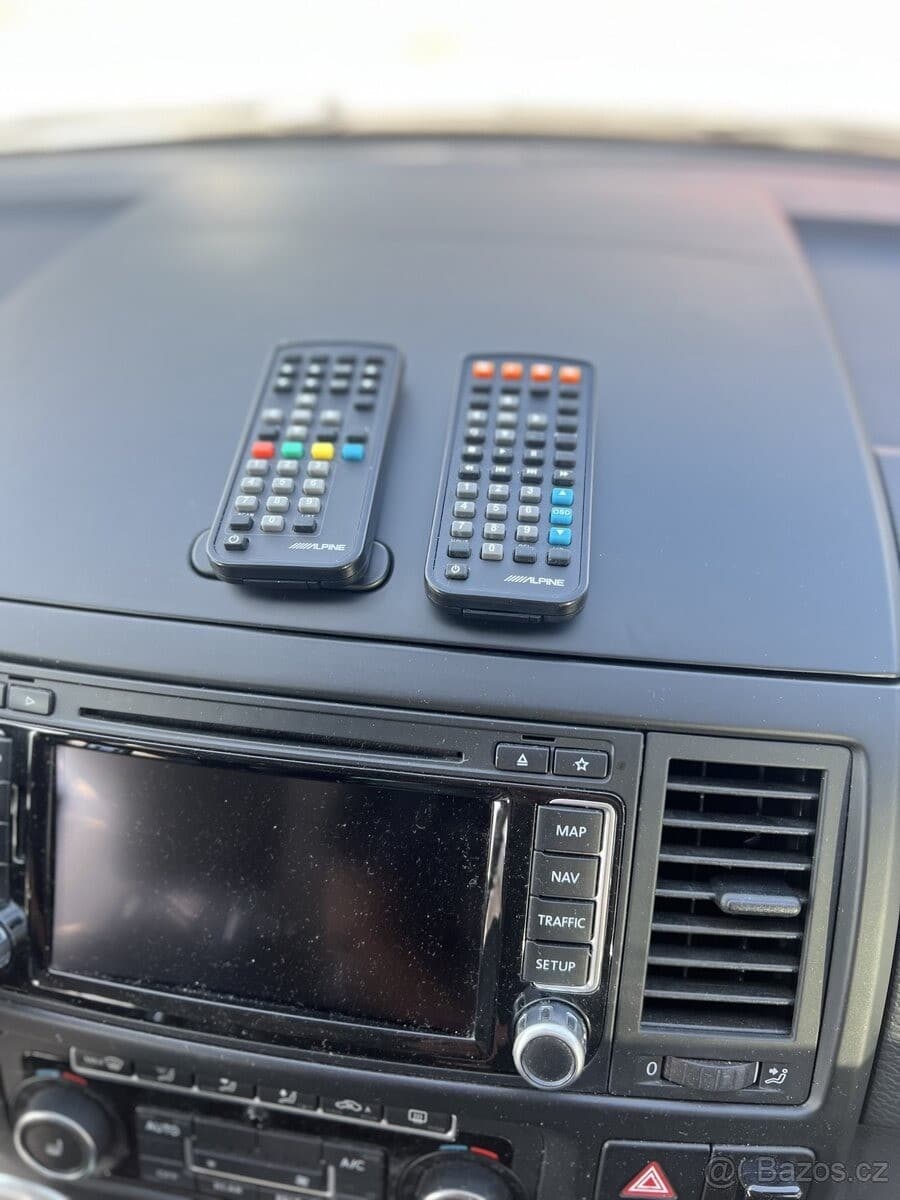 2014 Volkswagen Multivan - 10