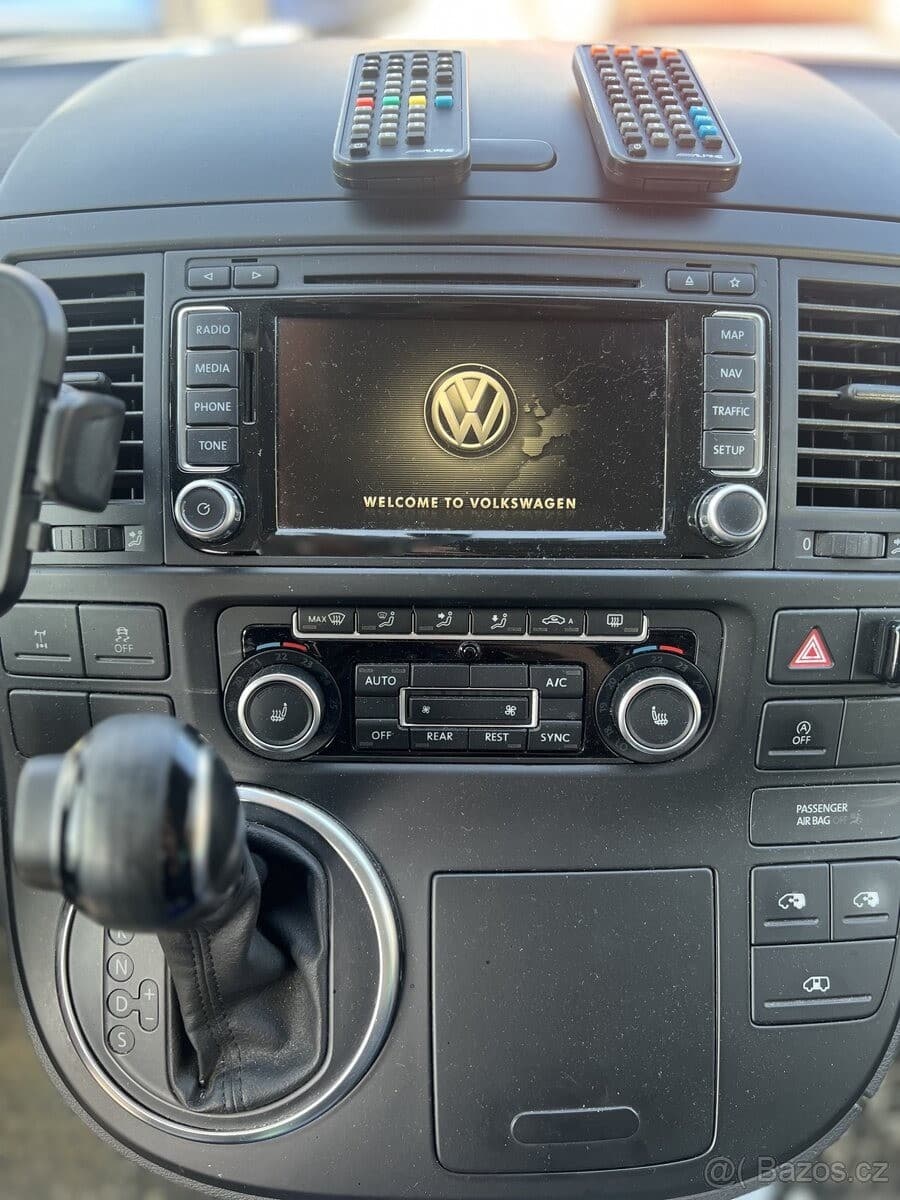 2014 Volkswagen Multivan - 11