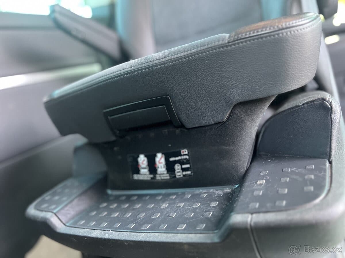 2014 Volkswagen Multivan - 18