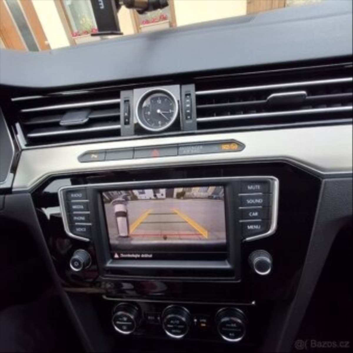 2017 Volkswagen Passat - 5