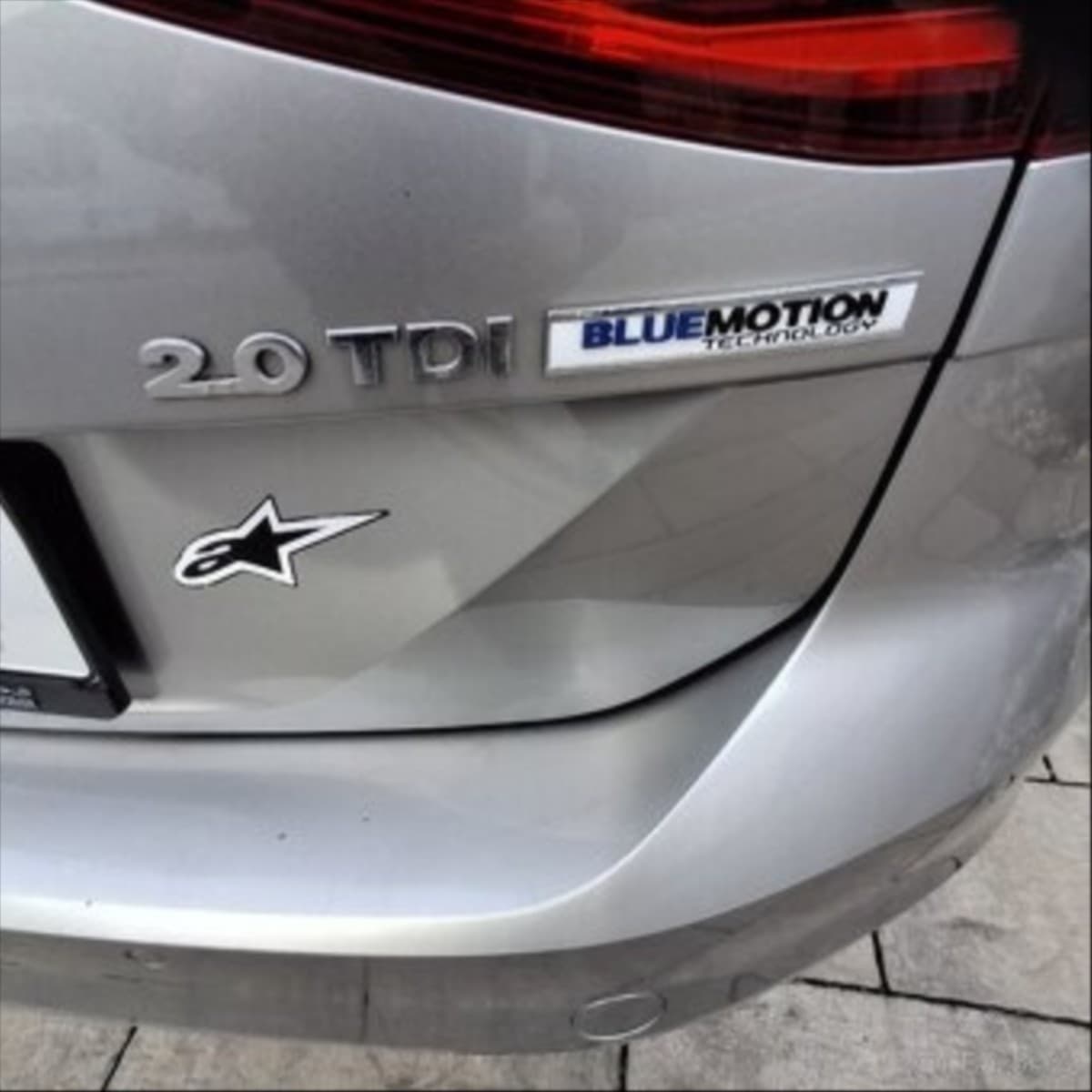 2017 Volkswagen Passat - 6