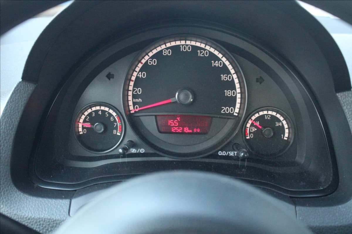 2014 Volkswagen Up! - 14