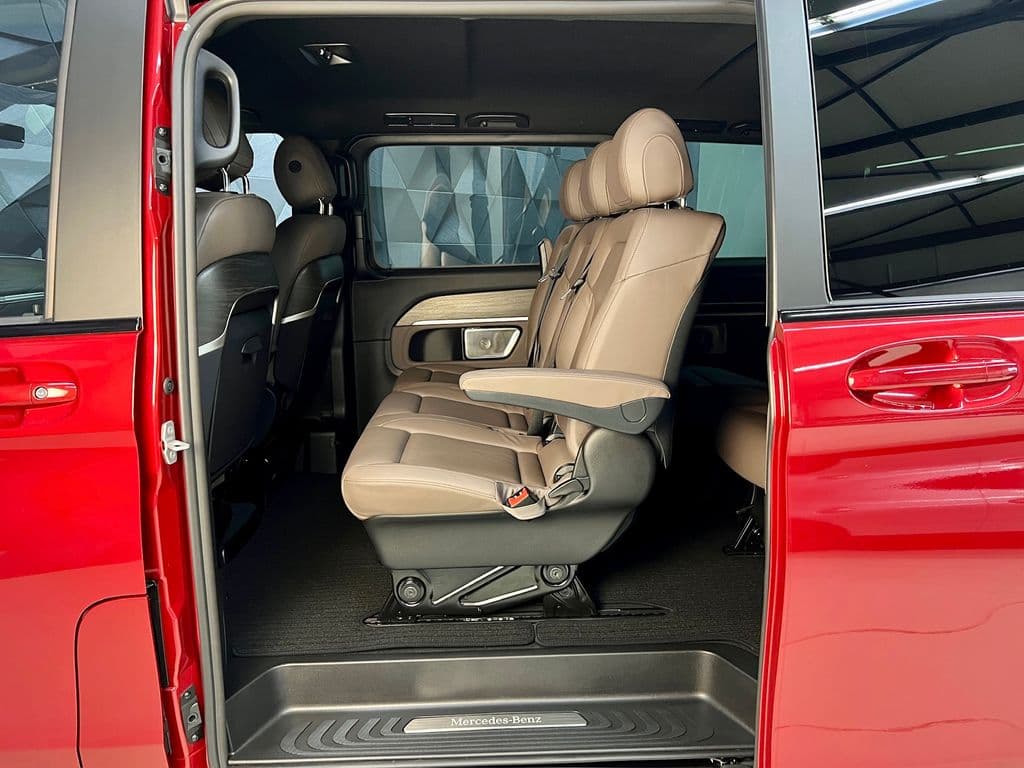 2026 Mercedes-Benz V-Class - 10