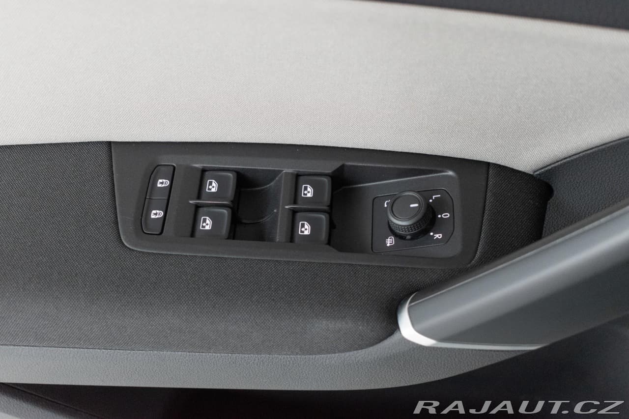 2023 Volkswagen Touran - 17