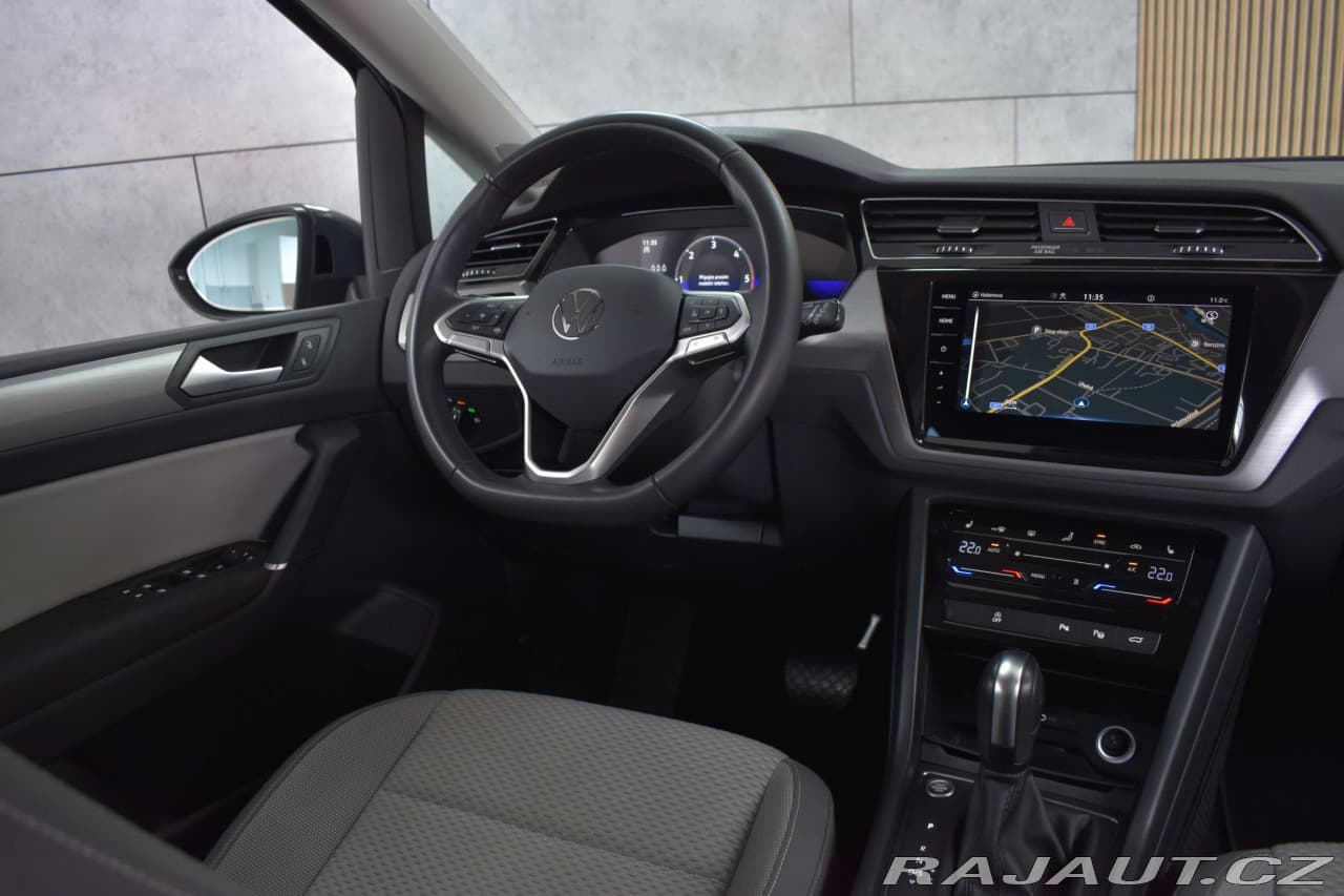 2023 Volkswagen Touran - 8