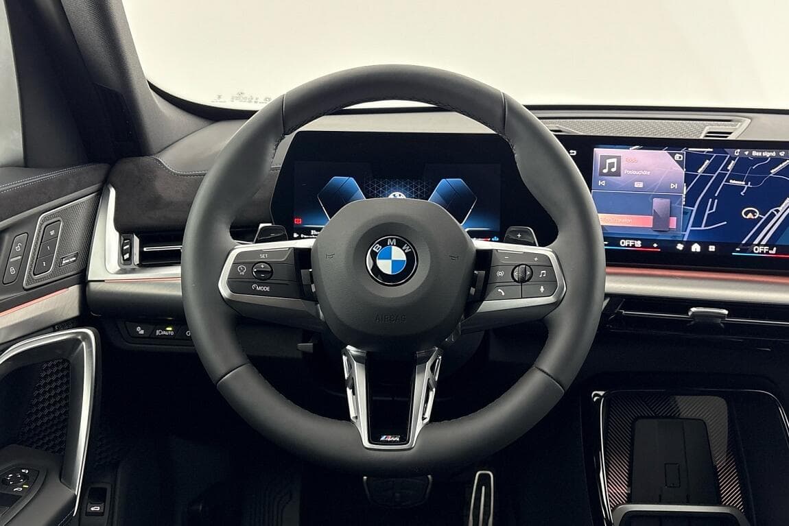 2025 BMW X1 - 8