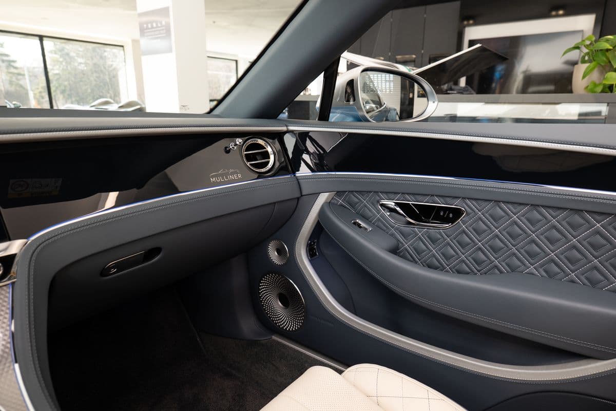 2024 Bentley Ostatní - 15