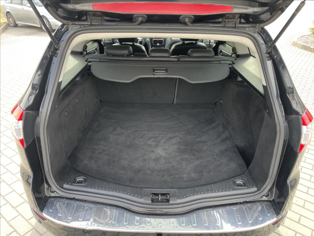 2012 Ford Mondeo - 9