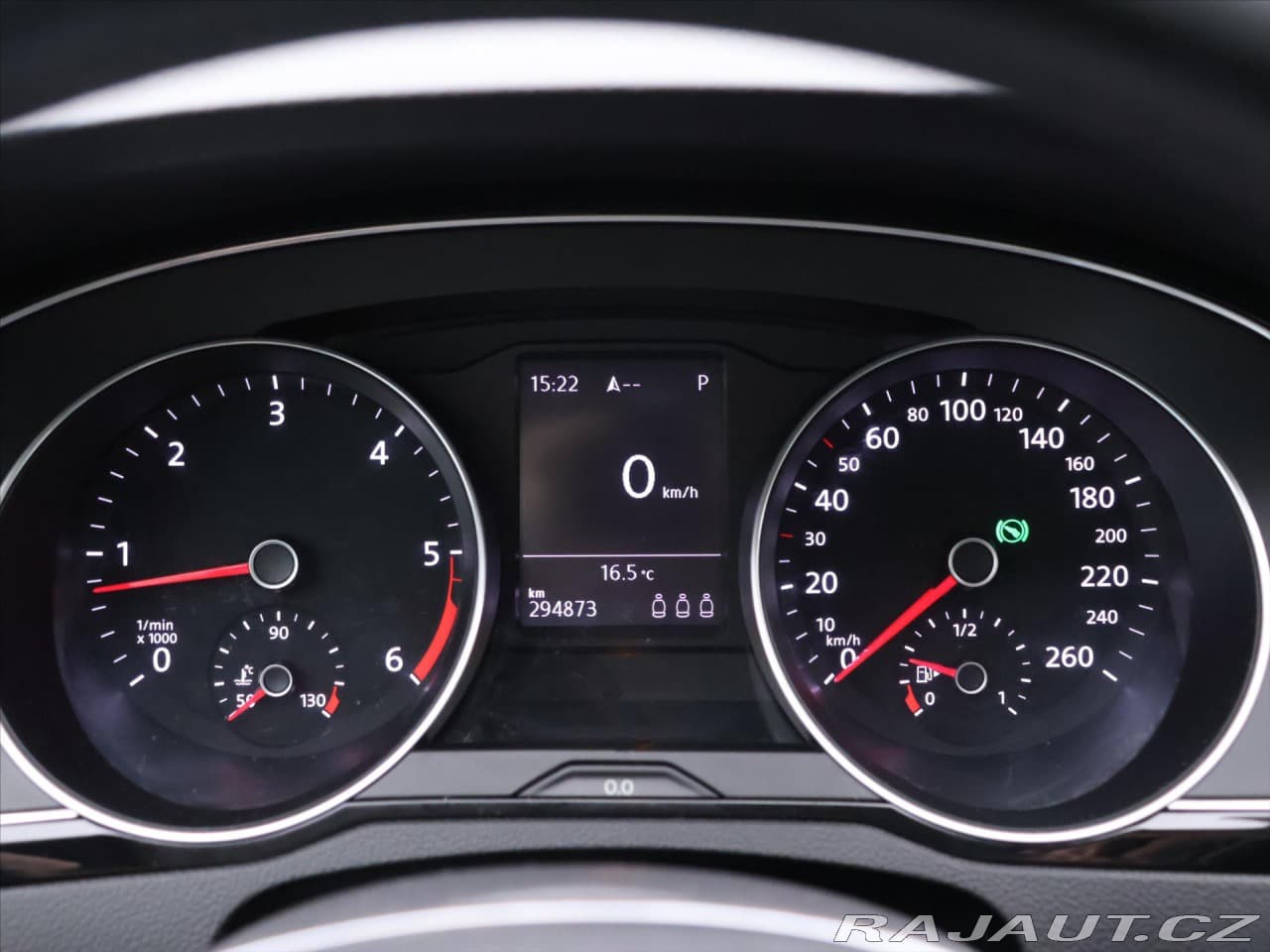 2015 Volkswagen Passat - 16