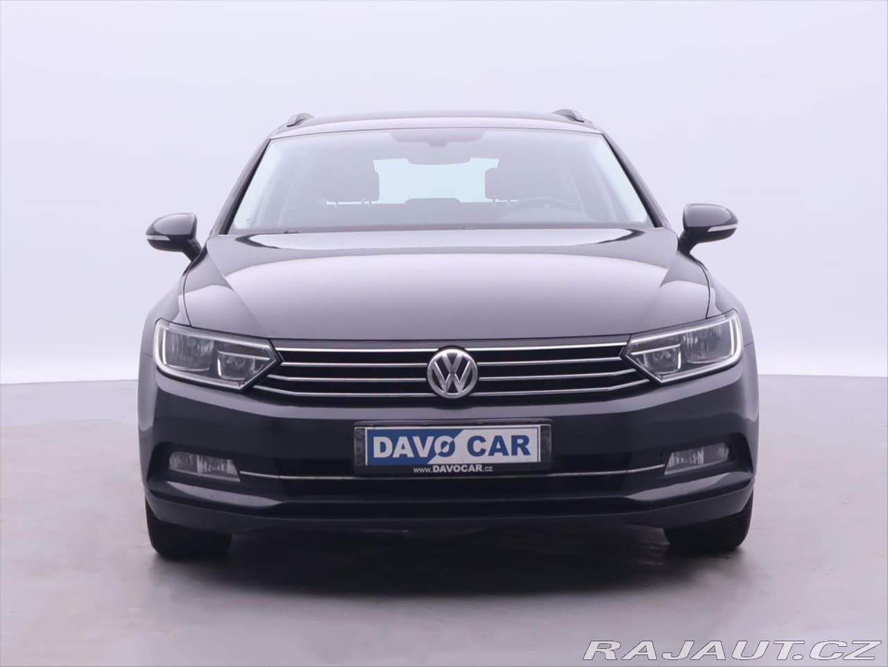2015 Volkswagen Passat - 2