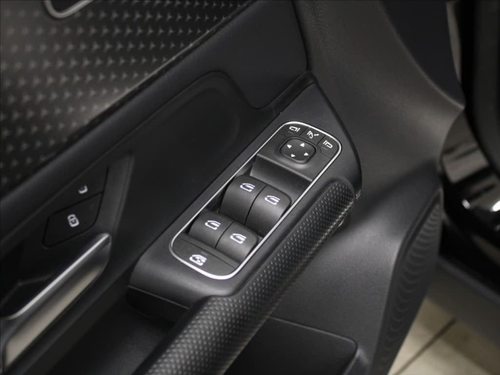 2023 Mercedes-Benz Gla - 18