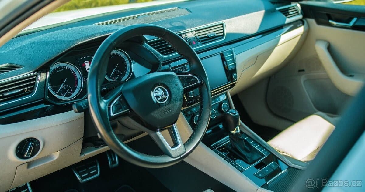 2017 Škoda Superb - 6