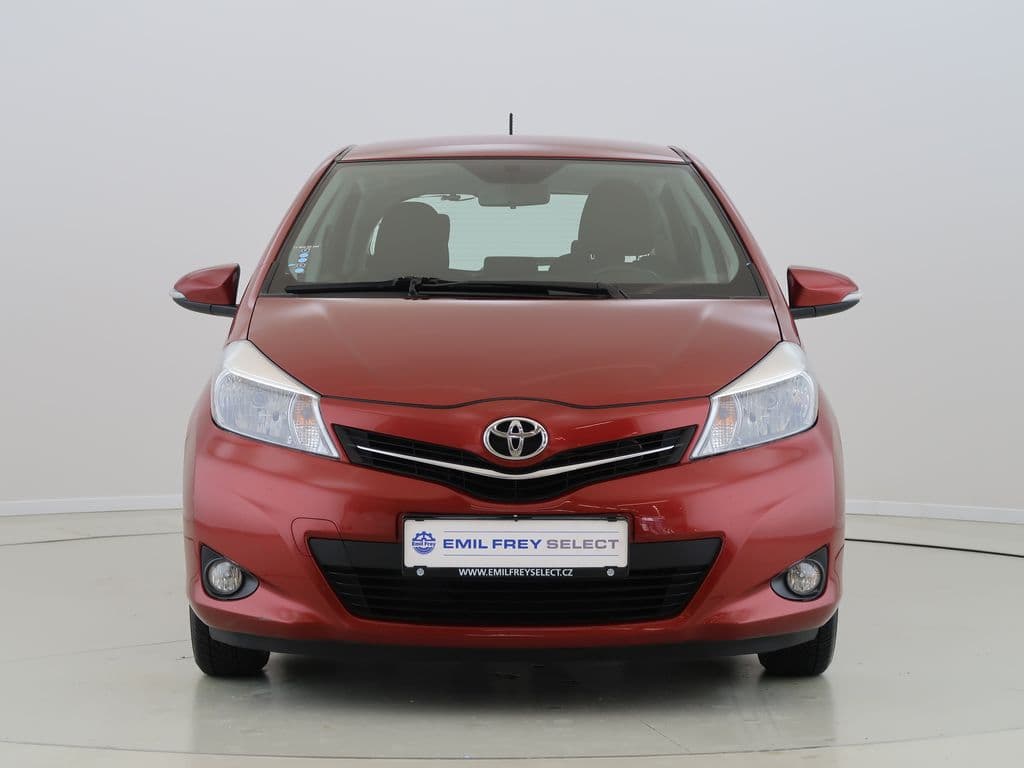 2012 Toyota Yaris - 2