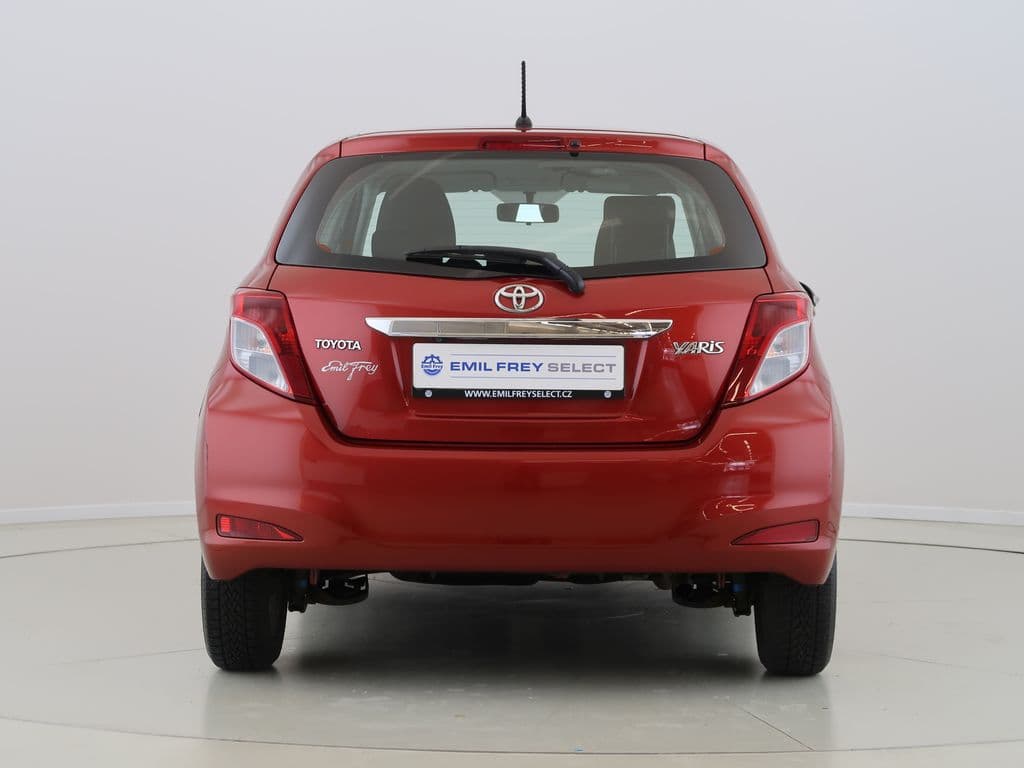 2012 Toyota Yaris - 6