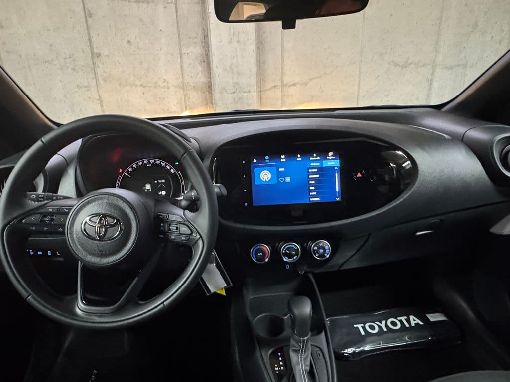 2025 Toyota Aygo - 14
