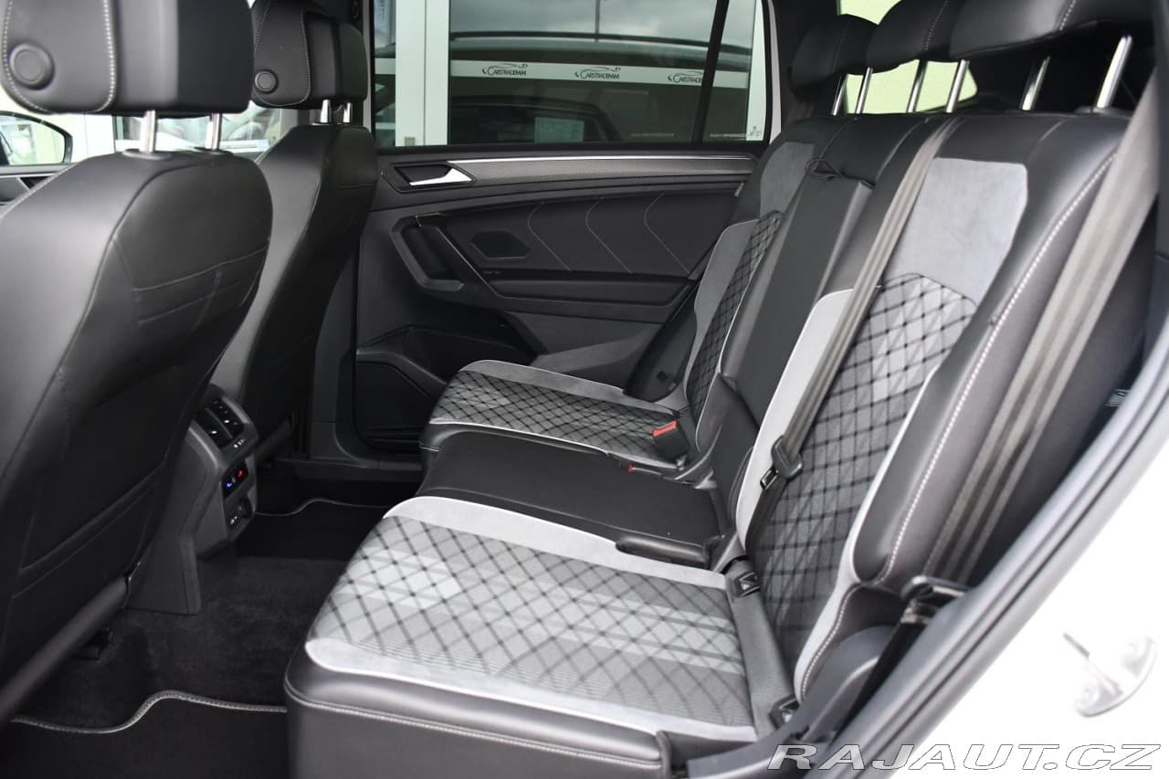 2023 Volkswagen Tiguan - 19