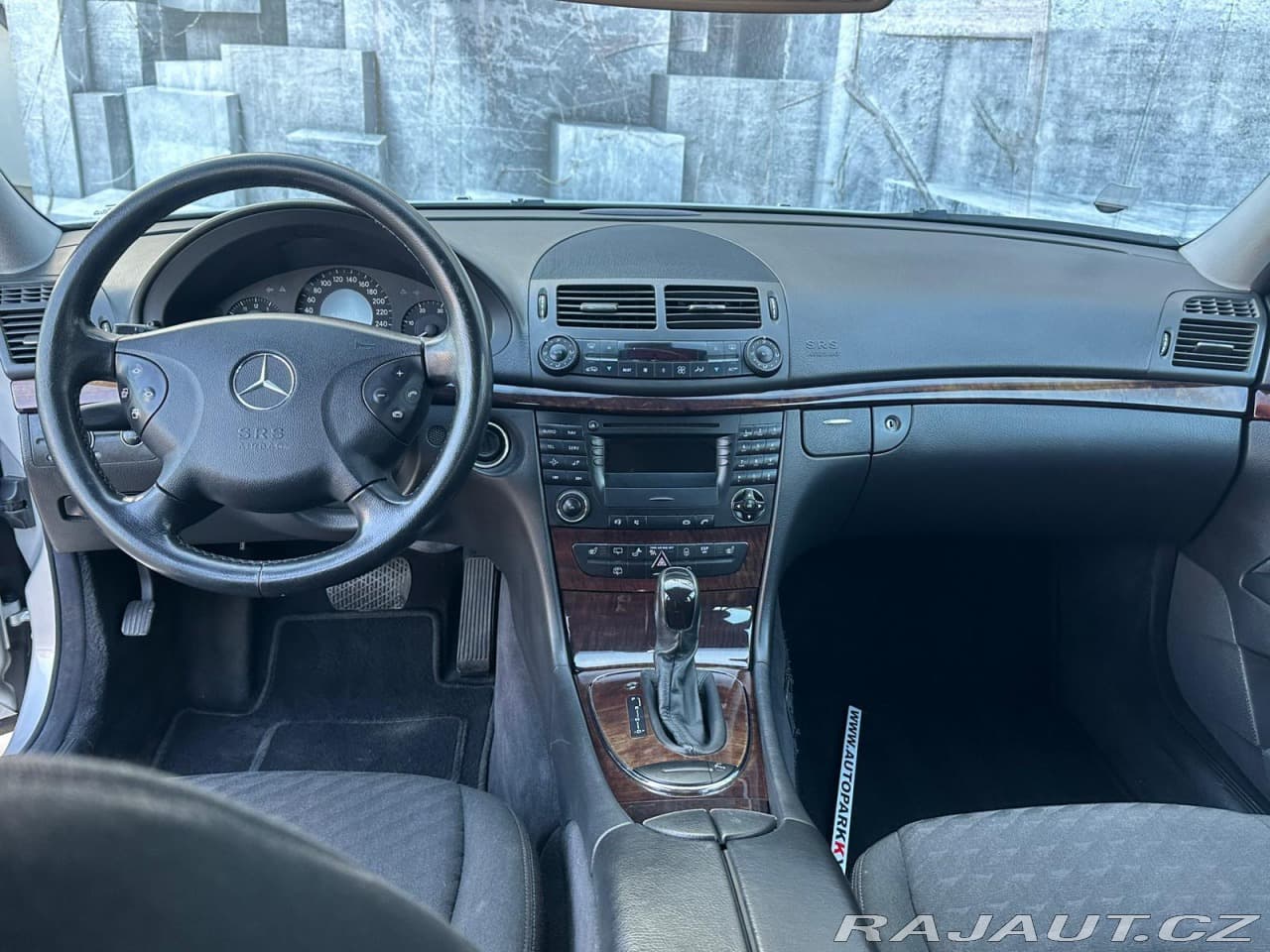 2004 Mercedes-Benz E-Class - 12