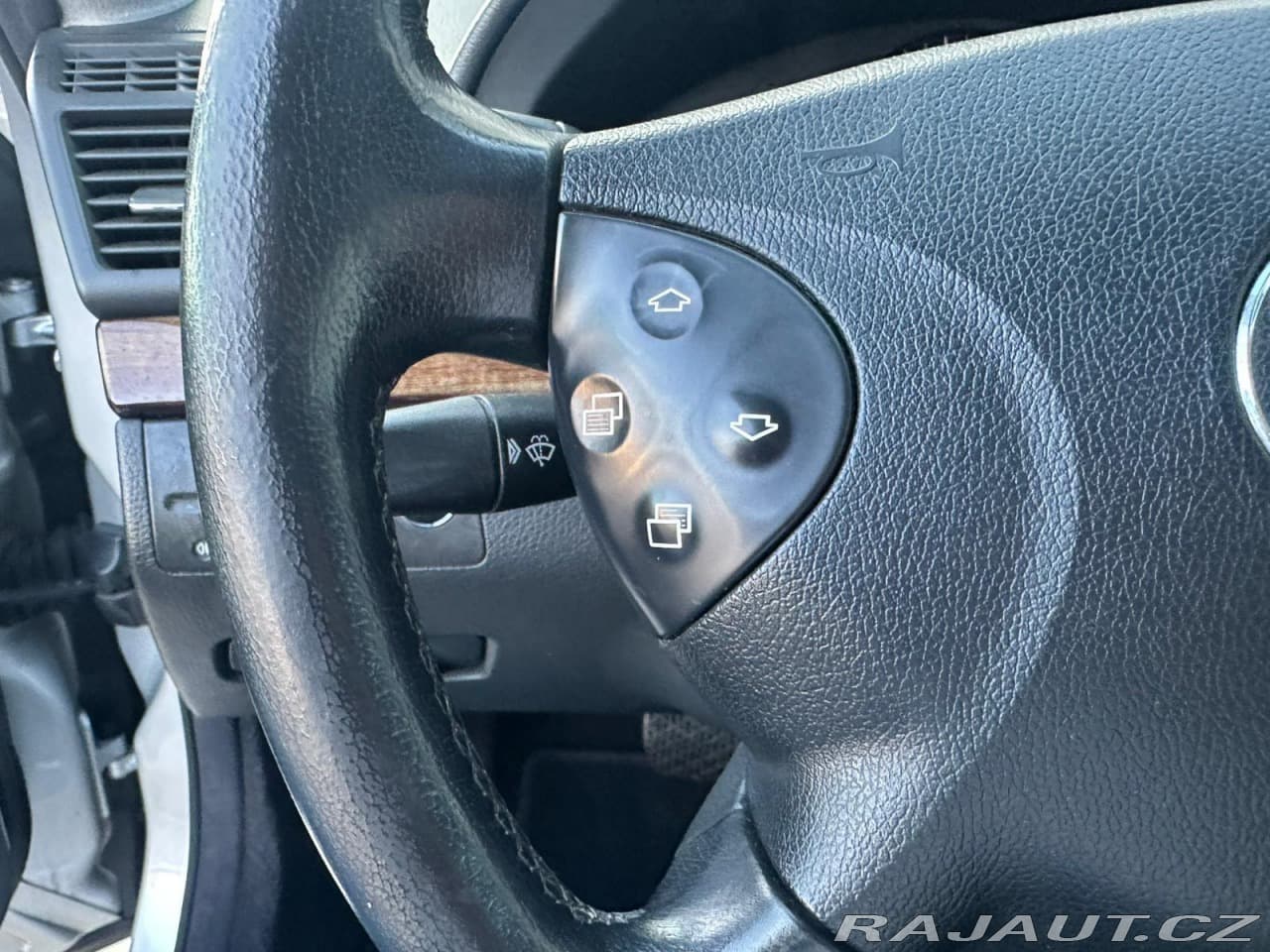 2004 Mercedes-Benz E-Class - 20