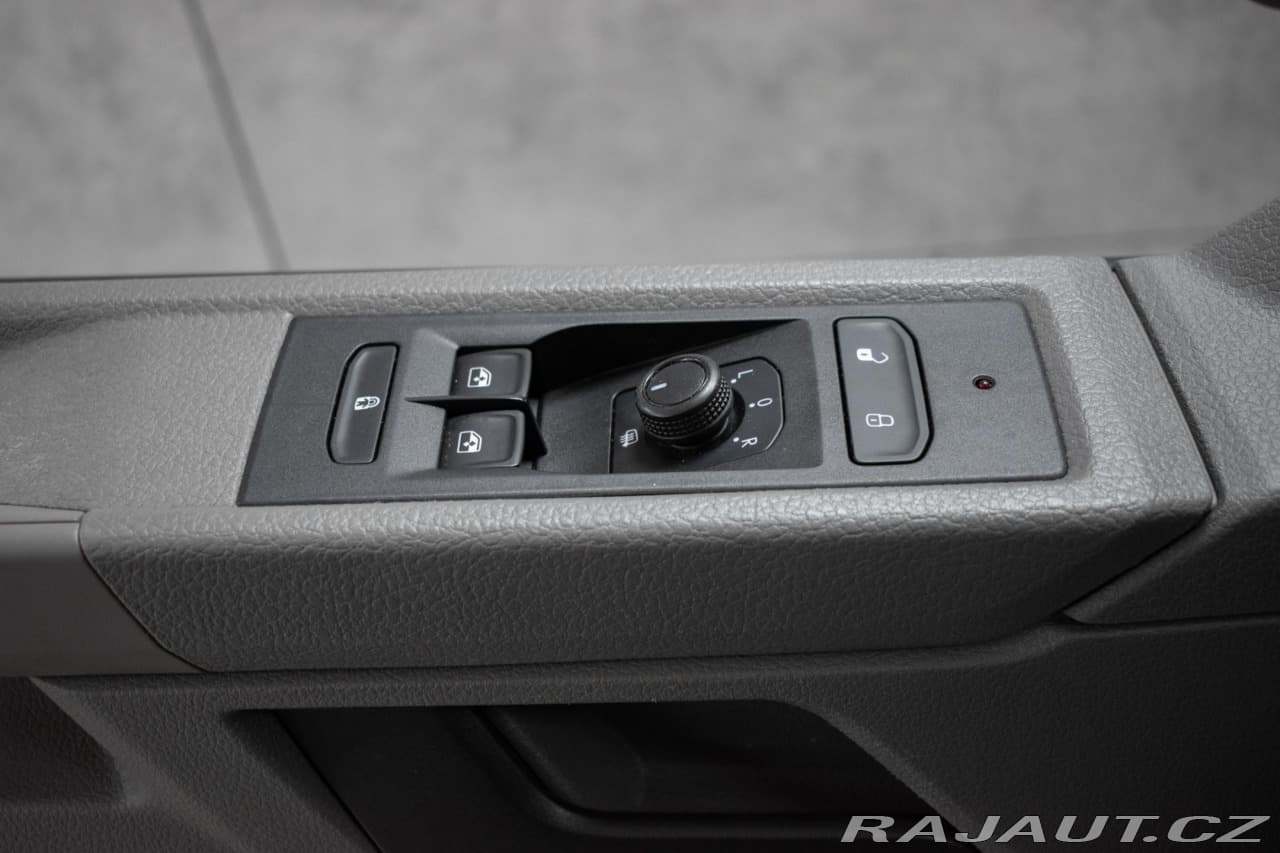 2022 Volkswagen Caravelle - 15