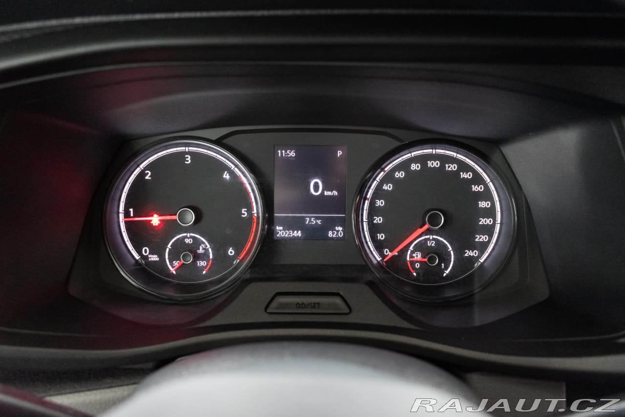 2022 Volkswagen Caravelle - 16