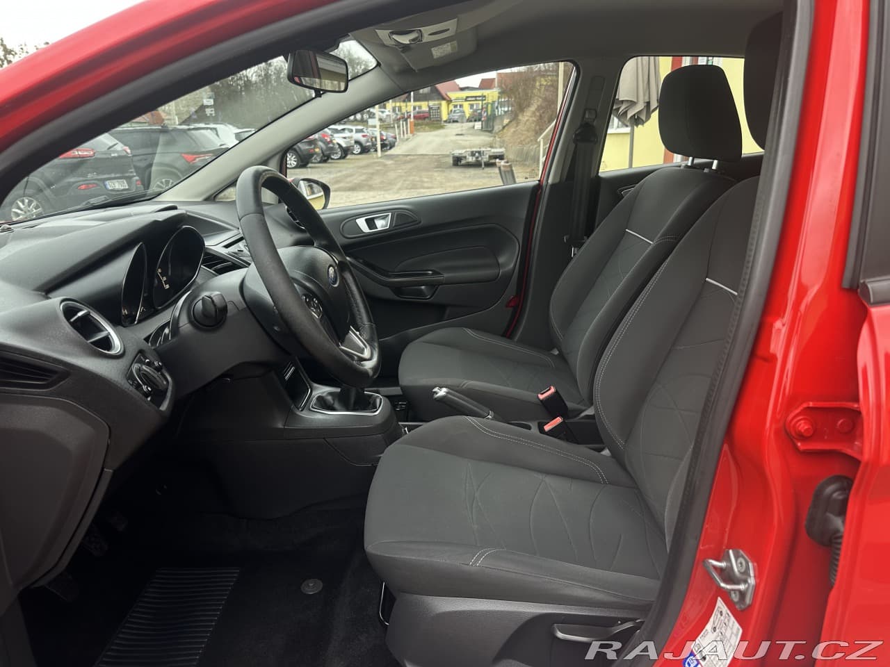 2016 Ford Fiesta - 10